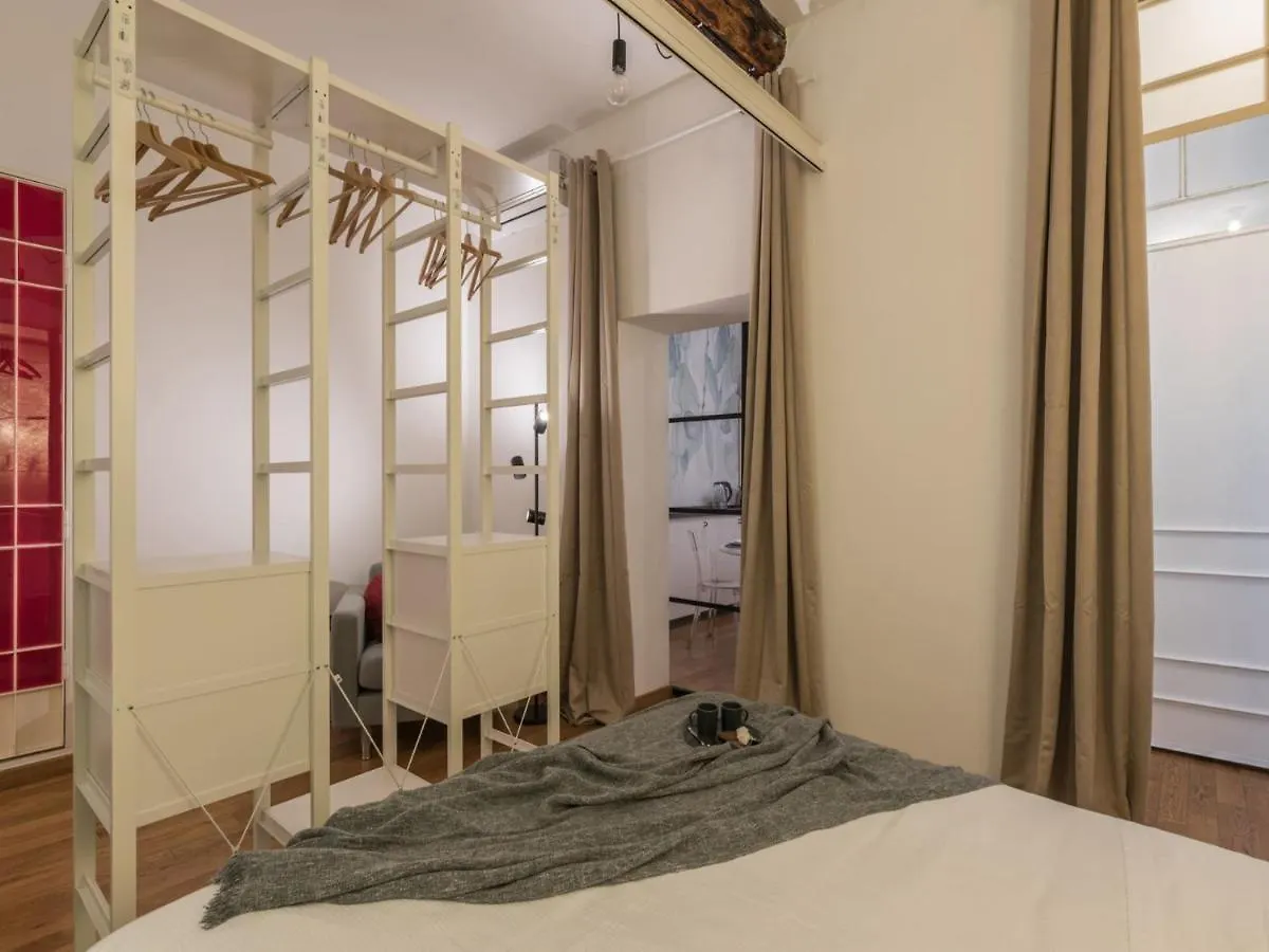 The Best Rent - Cozy Two-Bedroom Apartment In Via Dei Condotti Rome Italy