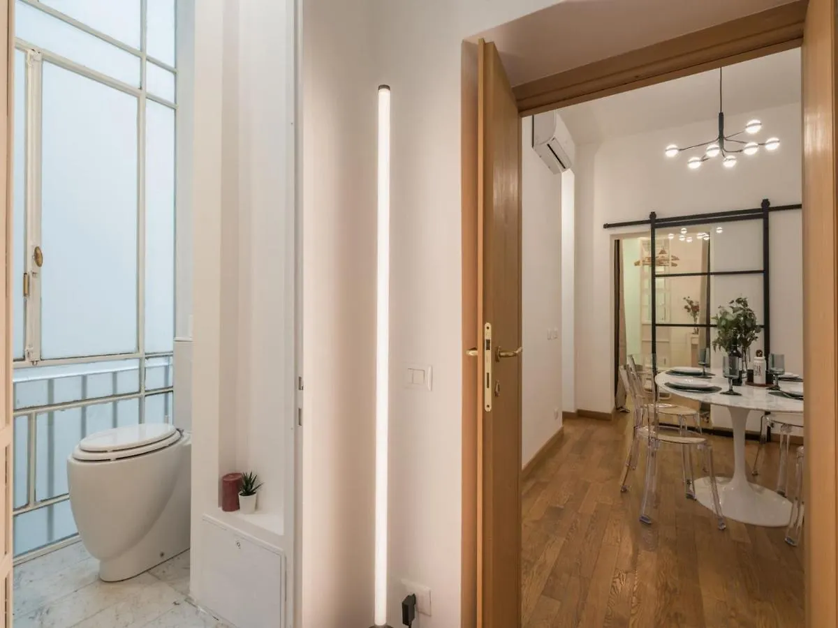 The Best Rent - Cozy Two-Bedroom Apartment In Via Dei Condotti Rome